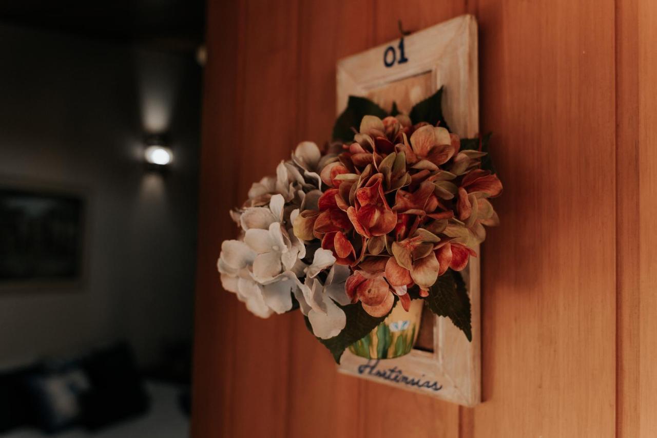 Hotel Pousada Chale Das Flores แซร์เตาซินโญ ภายนอก รูปภาพ