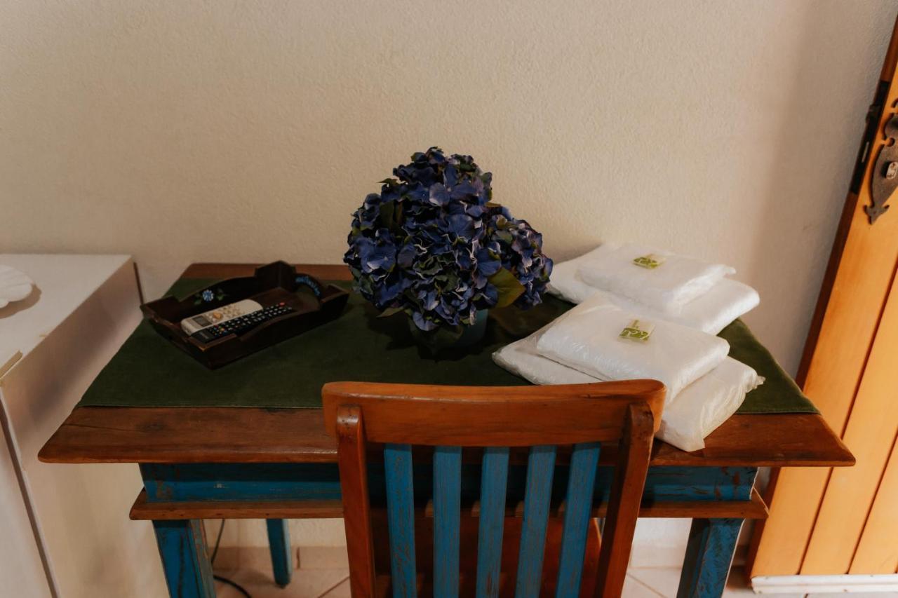 Hotel Pousada Chale Das Flores แซร์เตาซินโญ ภายนอก รูปภาพ
