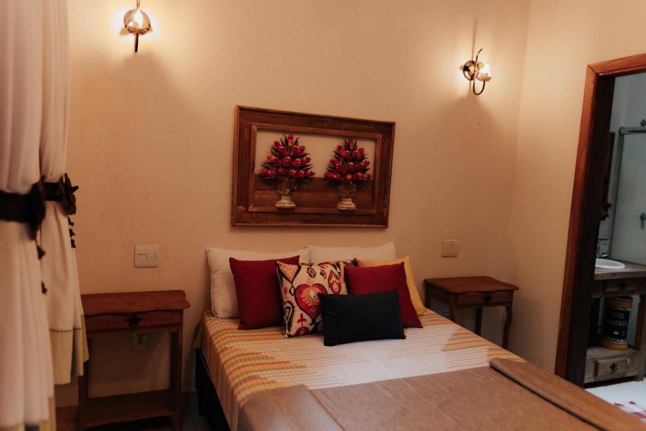 Hotel Pousada Chale Das Flores แซร์เตาซินโญ ภายนอก รูปภาพ