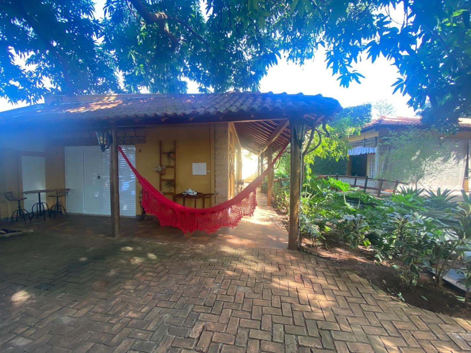 Hotel Pousada Chale Das Flores แซร์เตาซินโญ ภายนอก รูปภาพ