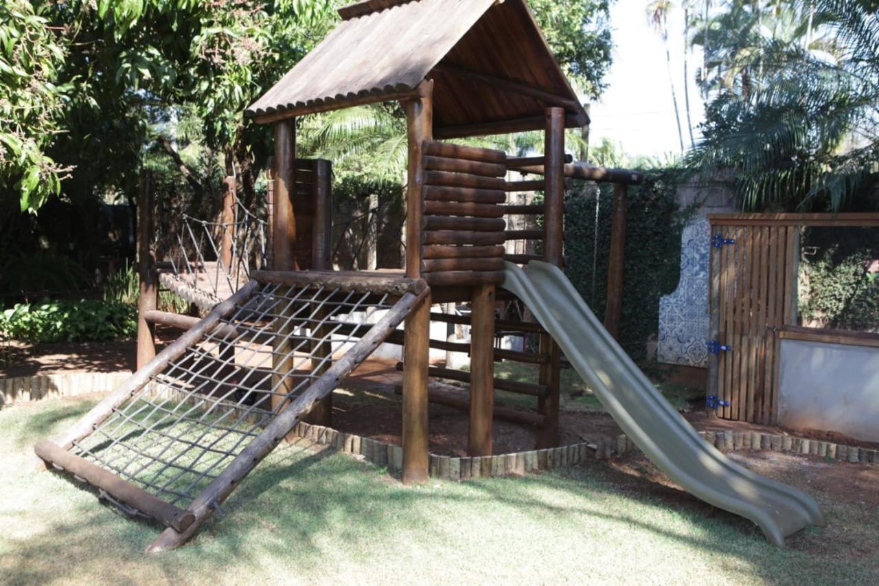 Hotel Pousada Chale Das Flores แซร์เตาซินโญ ภายนอก รูปภาพ